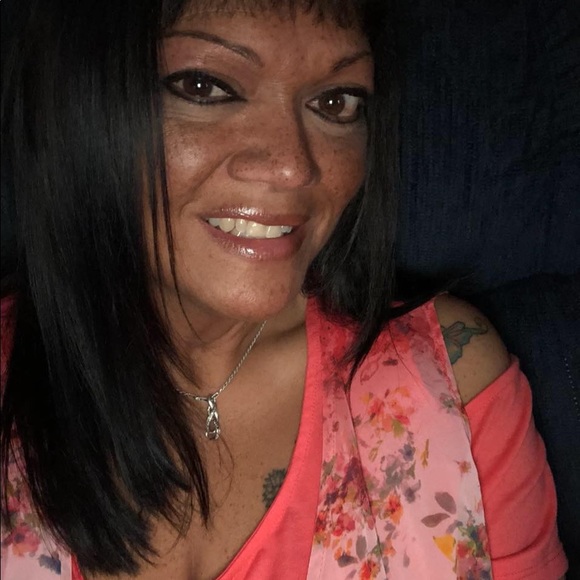 Meet your Posher, Andrea - Picture 1 of 1